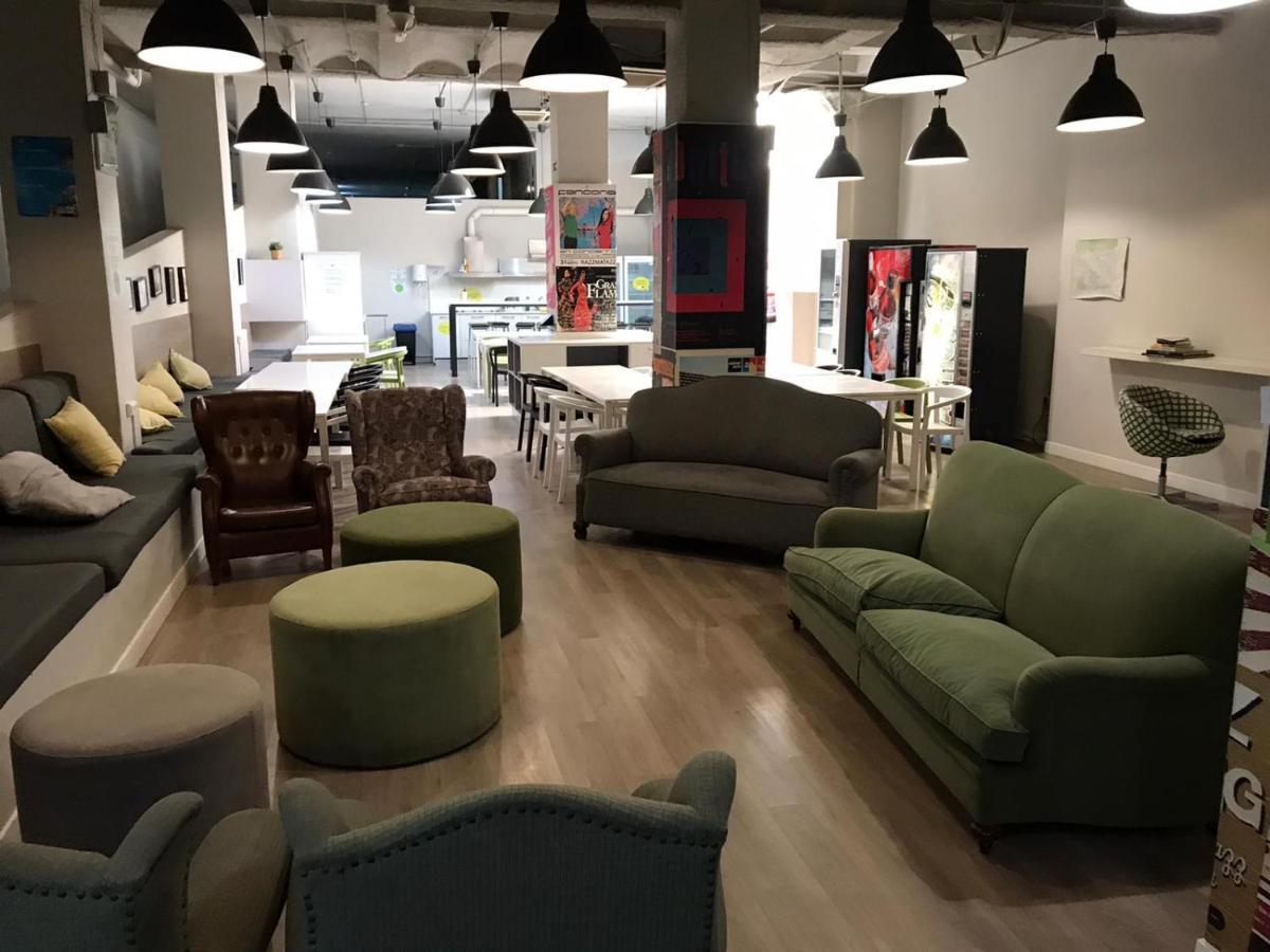 Hola Hostal Eixample — Fotos 3